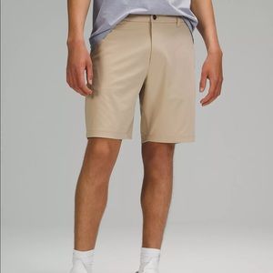 Lululemon commission shorts 9”